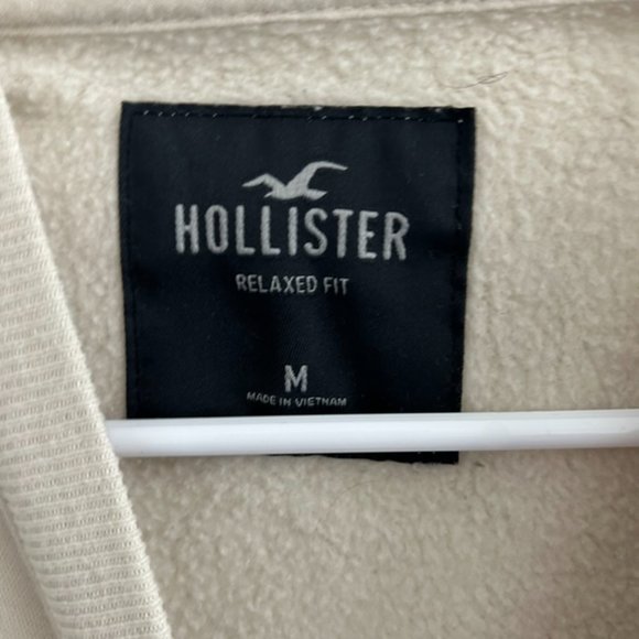 Beige Crewneck - Picture 3 of 3